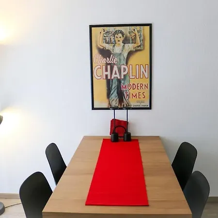 Design-apartment Modern Times- Zentral & Ruhig Апартаменты Шлухзее